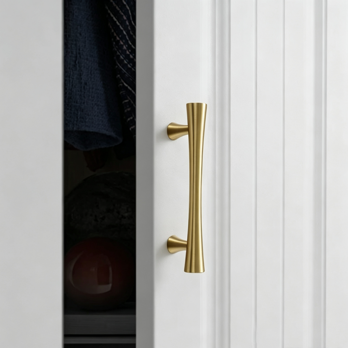 金色簡約櫃門把手JY-5062